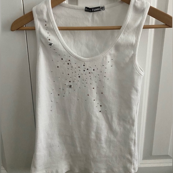 White Tank top with gems - Picture 1 of 3